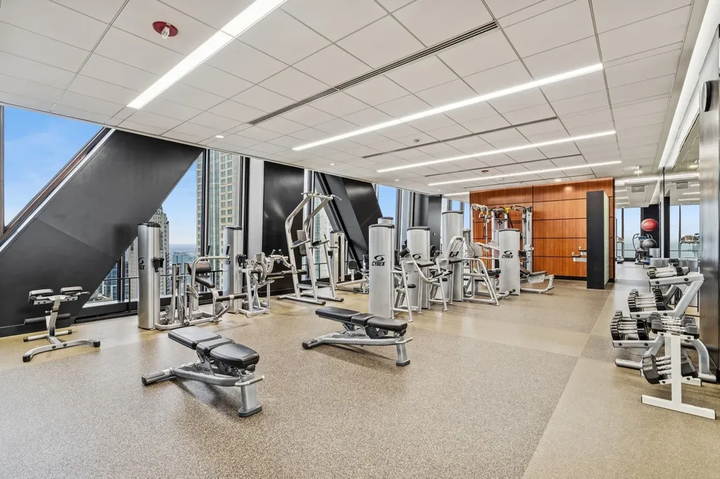 175 East Delaware Place Chicago IL 60611