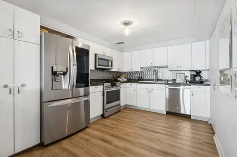 175 East Delaware Place Chicago IL 60611