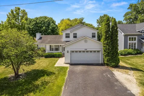 1606 Lake Holiday Drive Sandwich IL 60548