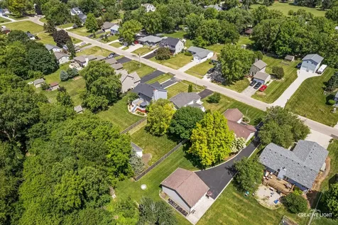 1606 Lake Holiday Drive Sandwich IL 60548