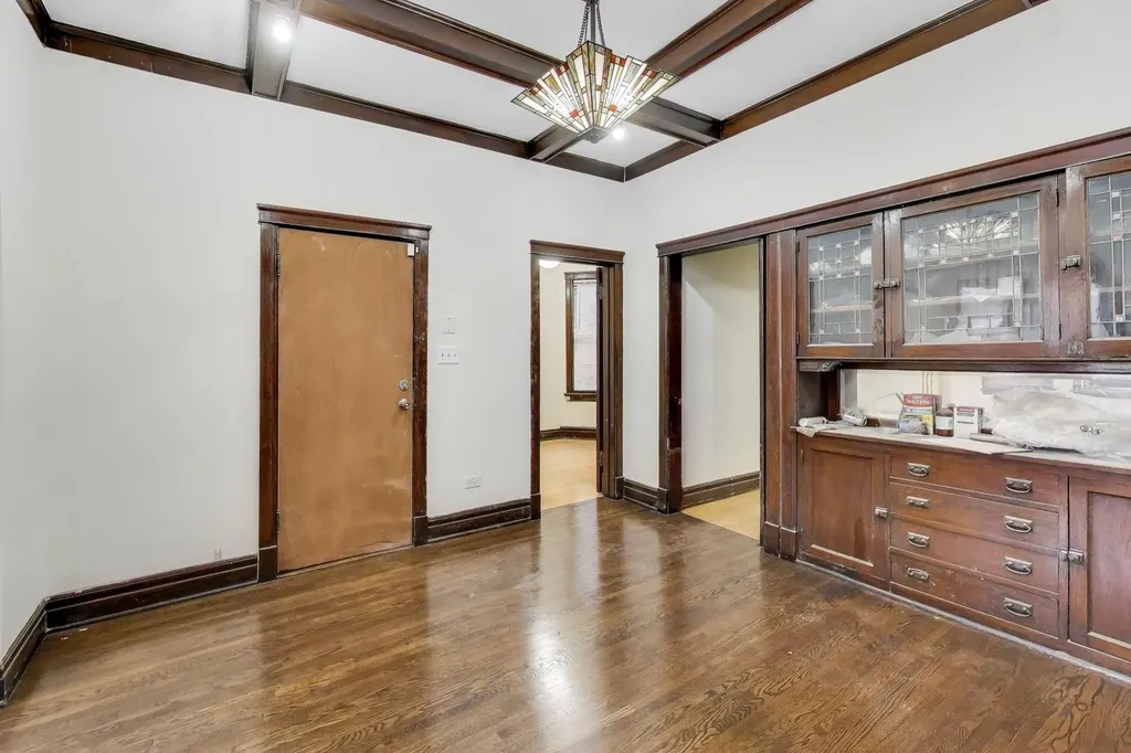 4820 West Washington Boulevard Chicago IL 60644