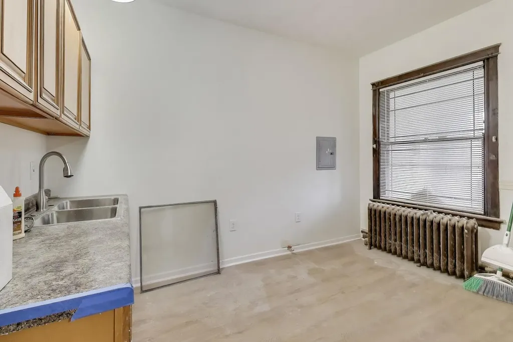 4820 West Washington Boulevard Chicago IL 60644