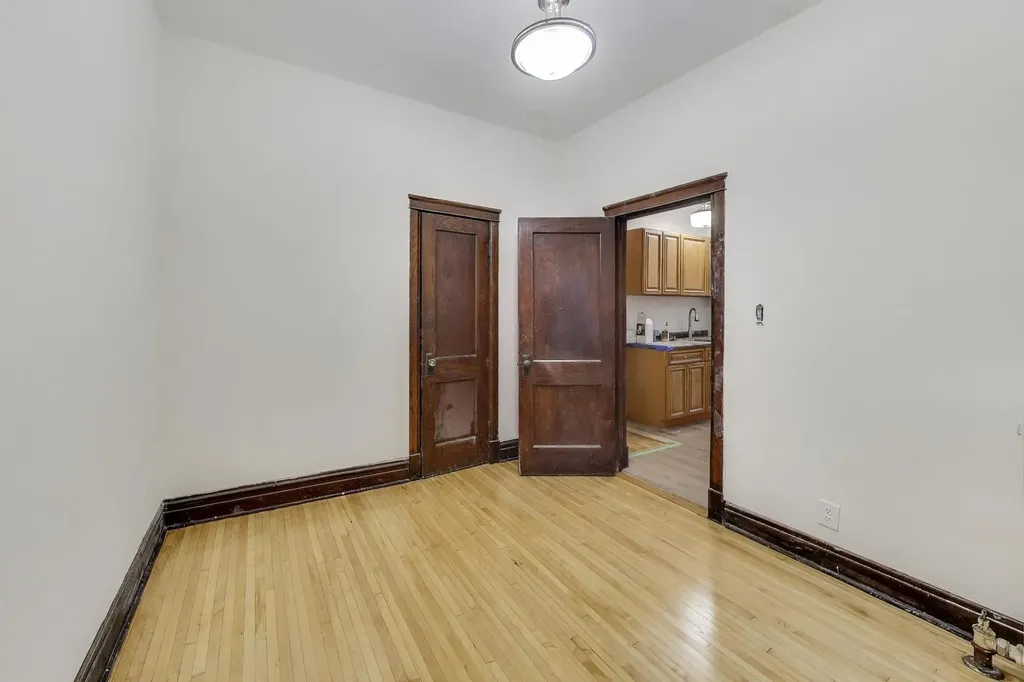 4820 West Washington Boulevard Chicago IL 60644