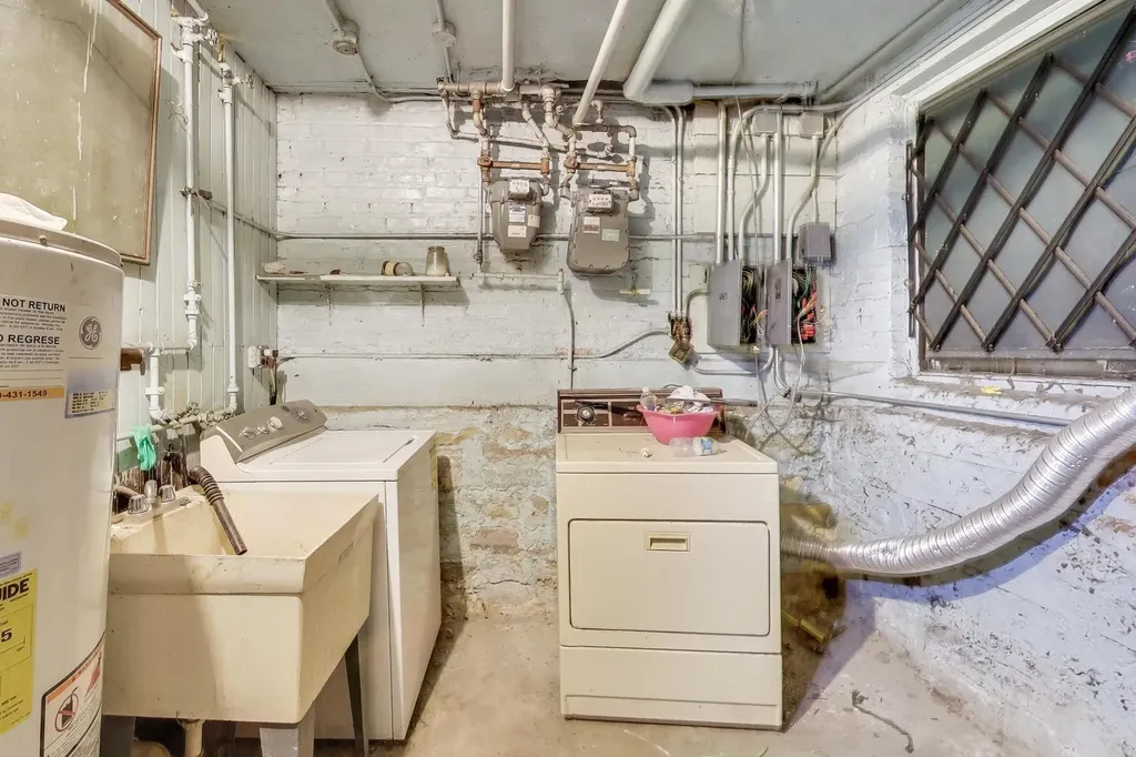 4820 West Washington Boulevard Chicago IL 60644