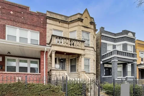 4820 West Washington Boulevard Chicago IL 60644
