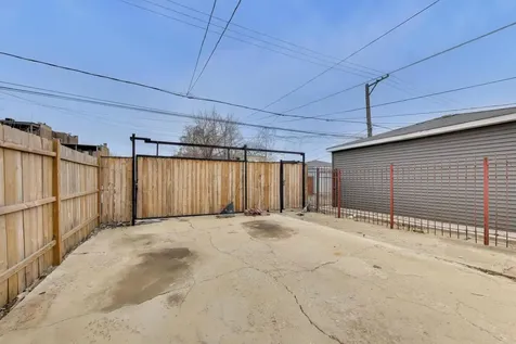 4820 West Washington Boulevard Chicago IL 60644