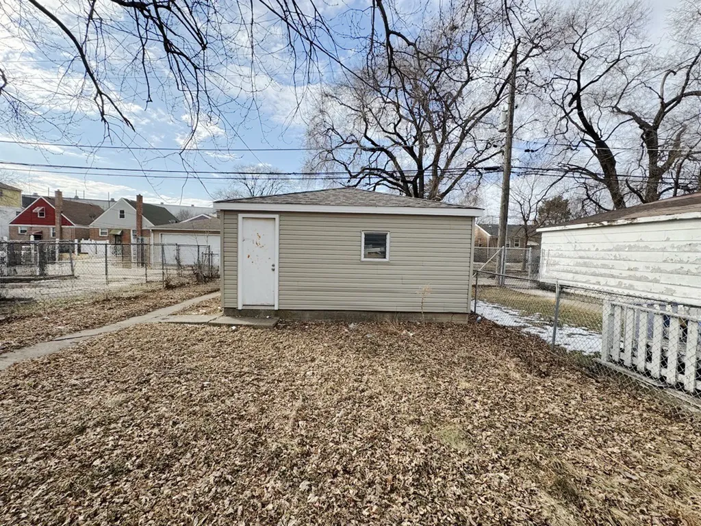 9132 South Blackstone Avenue Chicago IL 60619