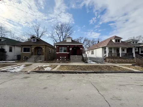 9132 South Blackstone Avenue Chicago IL 60619