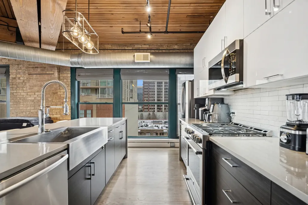 411 West Ontario Street Chicago IL 60654