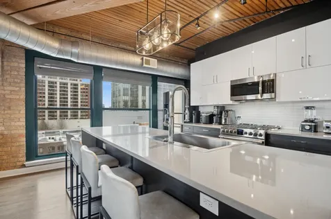 411 West Ontario Street Chicago IL 60654