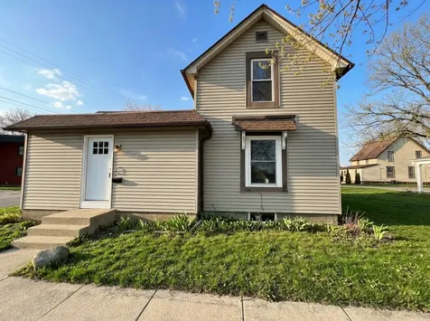 109 South Washington Street Genoa IL 60135