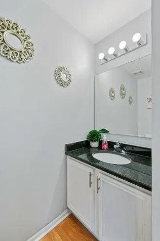 456 North Kelly Court Romeoville IL 60446