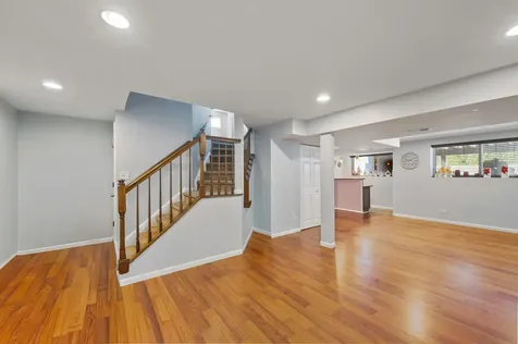456 North Kelly Court Romeoville IL 60446
