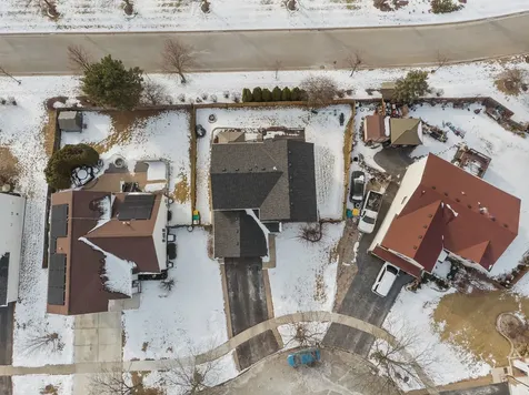 456 North Kelly Court Romeoville IL 60446