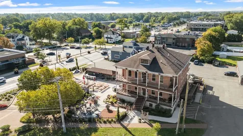 6811 Hickory Street Tinley Park IL 60477