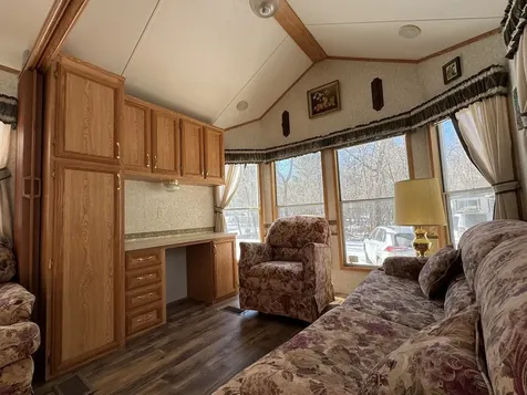 21-79 Woodhaven Lake Sublette IL 61367