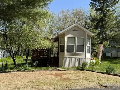 21-79 Woodhaven Lake Sublette IL 61367