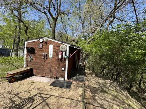 21-79 Woodhaven Lake Sublette IL 61367