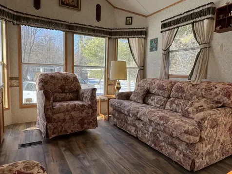 21-79 Woodhaven Lake Sublette IL 61367
