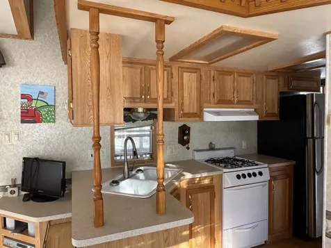 21-79 Woodhaven Lake Sublette IL 61367