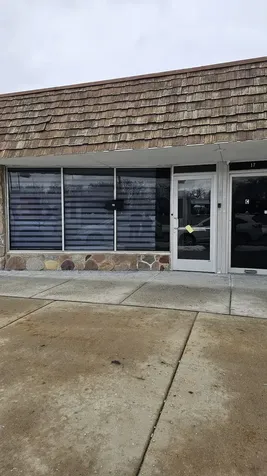 19 North Broadway Street Des Plaines IL 60016