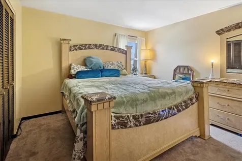 475 Shenstone Road Riverside IL 60546