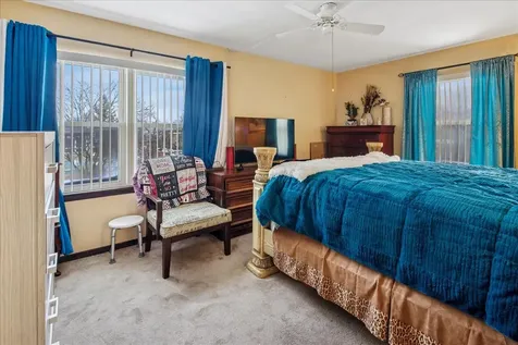 475 Shenstone Road Riverside IL 60546