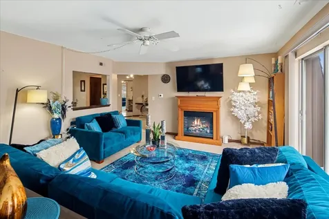 475 Shenstone Road Riverside IL 60546