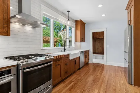4812 Stonewall Avenue Downers Grove IL 60515
