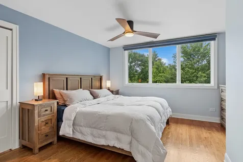 4812 Stonewall Avenue Downers Grove IL 60515