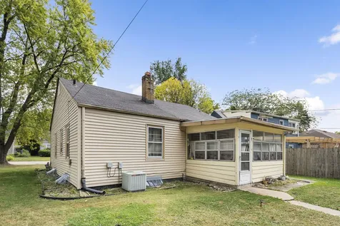 459 South Nelson Avenue Kankakee IL 60901