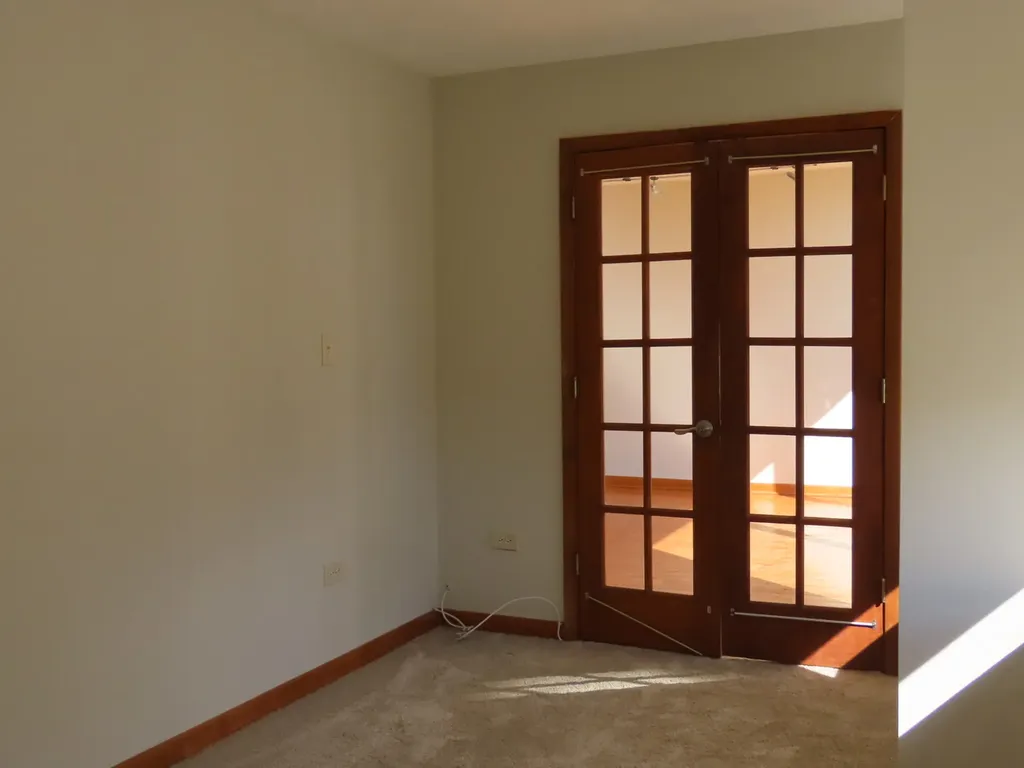 1460 North Sandburg Terrace Chicago IL 60610