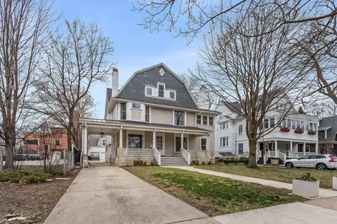 1735 Asbury Avenue Evanston IL 60201