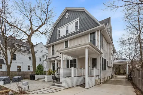 1735 Asbury Avenue Evanston IL 60201