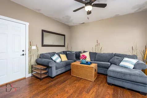 13 River Row Ottawa IL 61350