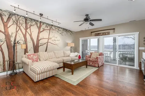 13 River Row Ottawa IL 61350