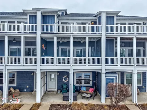 13 River Row Ottawa IL 61350