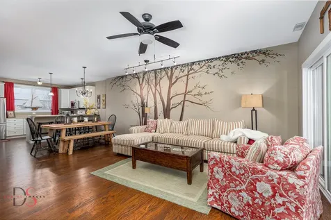 13 River Row Ottawa IL 61350