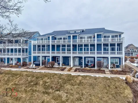 13 River Row Ottawa IL 61350