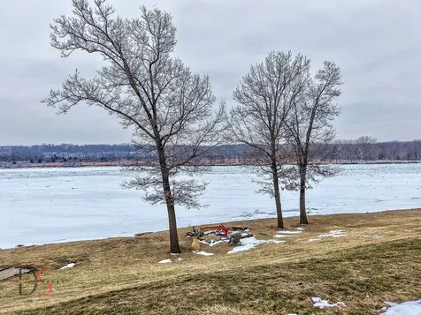 13 River Row Ottawa IL 61350
