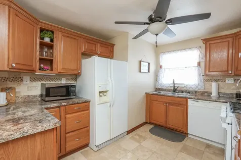 260 West Country Court Bourbonnais IL 60914