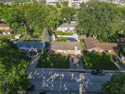 260 West Country Court Bourbonnais IL 60914