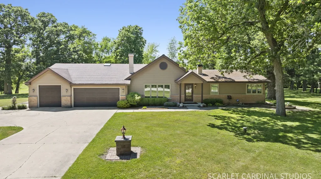 6N368 Oakwood Drive Campton Hills IL 60175