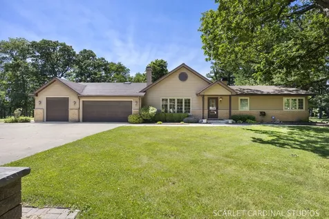 6N368 Oakwood Drive Campton Hills IL 60175