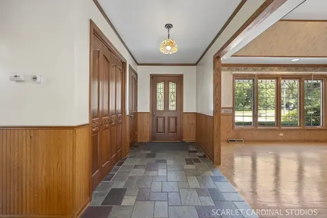6N368 Oakwood Drive Campton Hills IL 60175