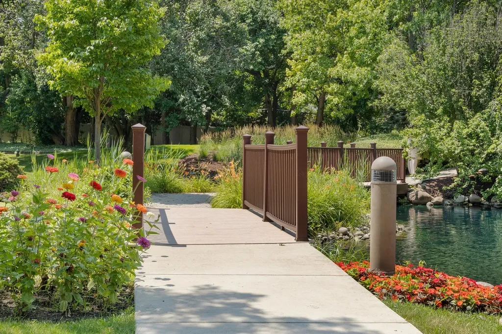 2 Oak Brook Club Drive Oak Brook IL 60523