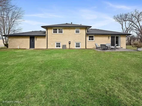 20W065 South Frontage Road Lemont IL 60439