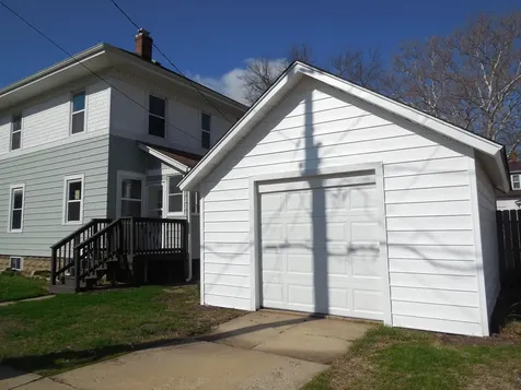 611 Dixon Avenue Rock Falls IL 61071