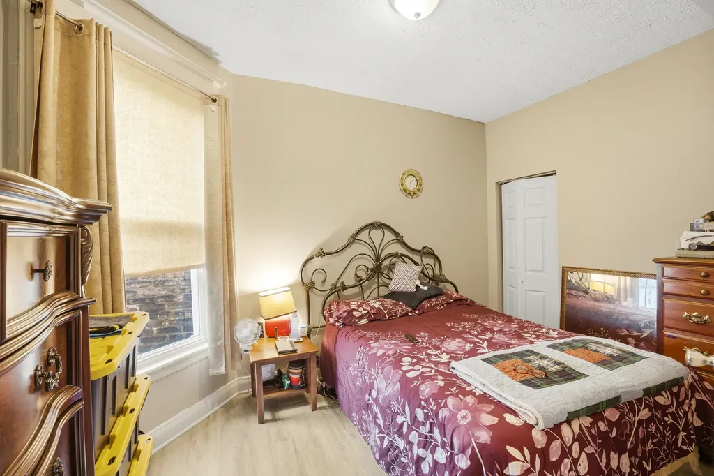 7014 South Calumet Avenue Chicago IL 60637