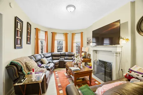 7014 South Calumet Avenue Chicago IL 60637